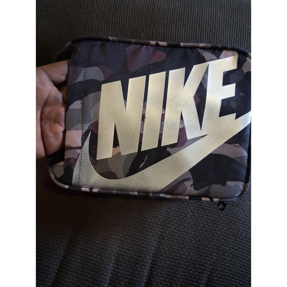 Nike boy futura